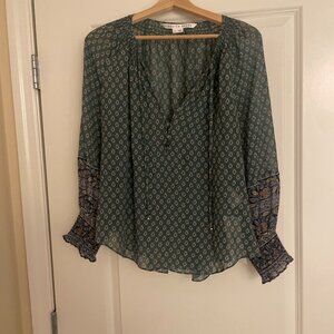 SOLD ELSEWHERE 100% Silk Veronica Beard Blouse